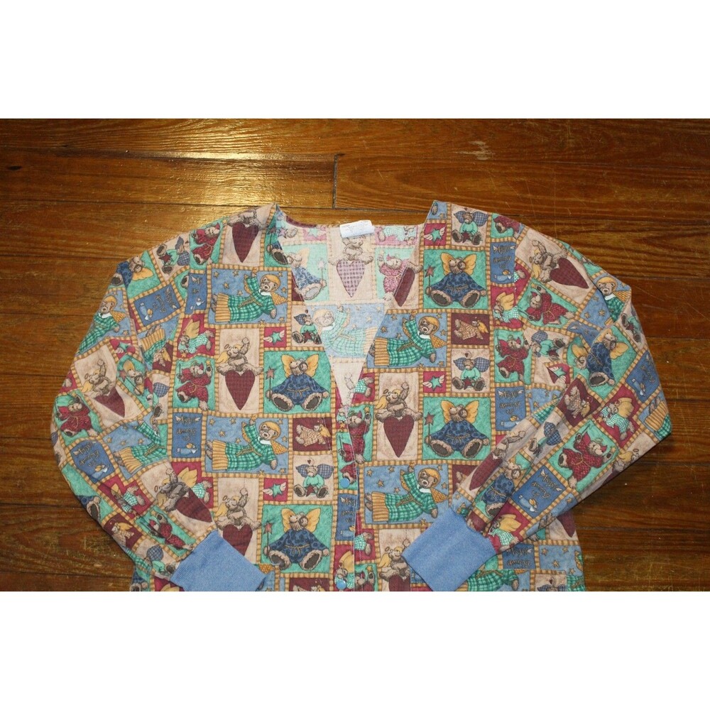 Cottonality Multi Colored Size Medium Bears Patchwork Scrub Top Long Sleeve